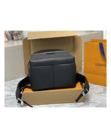 LV  Apollo  Shoulder bag