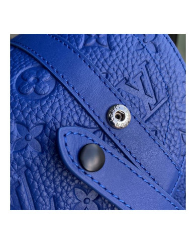 LV  Christopher  Shoulder bag