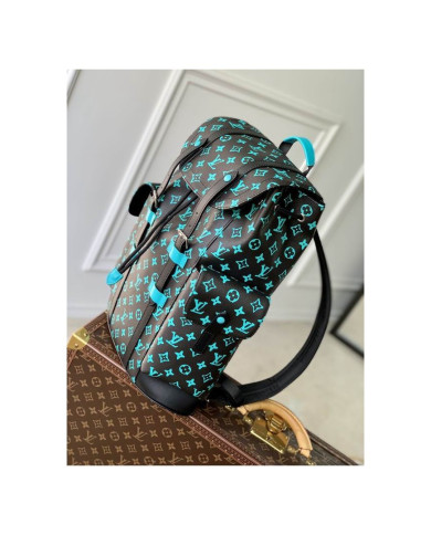 LV  Christopher  Shoulder bag