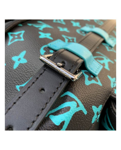LV  Christopher  Shoulder bag
