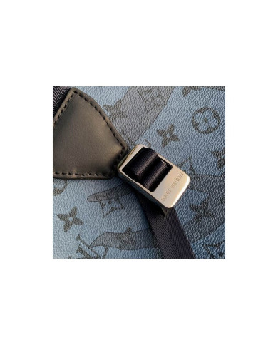 LV  Christopher Shoulder bag