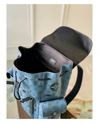 LV  Christopher Shoulder bag