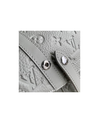 LV  Christopher  Shoulder bag
