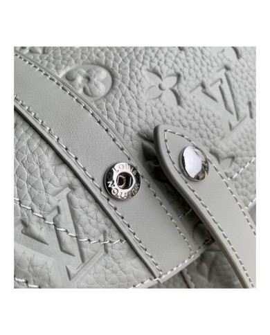 LV  Christopher  Shoulder bag