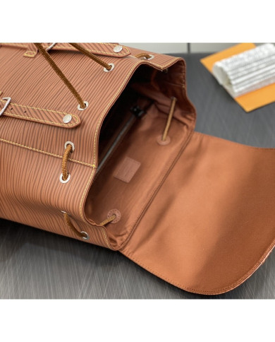 LV  Christopher Shoulder bag