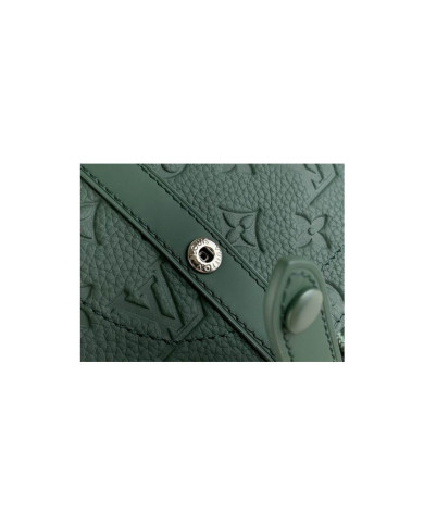 LV  Christopher Shoulder bag