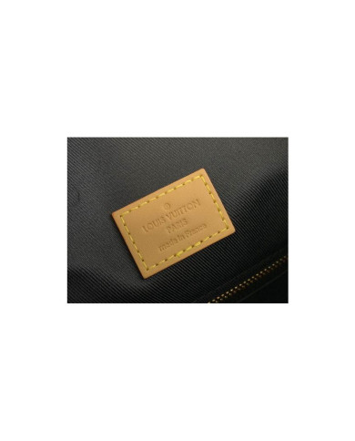 LV  Christopher Shoulder bag