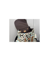 LV  Christopher  Shoulder bag