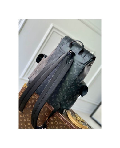 LV  Christopher Shoulder bag