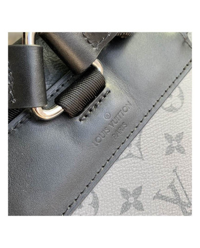 LV  Christopher Shoulder bag