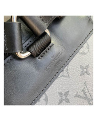 LV  Christopher Shoulder bag