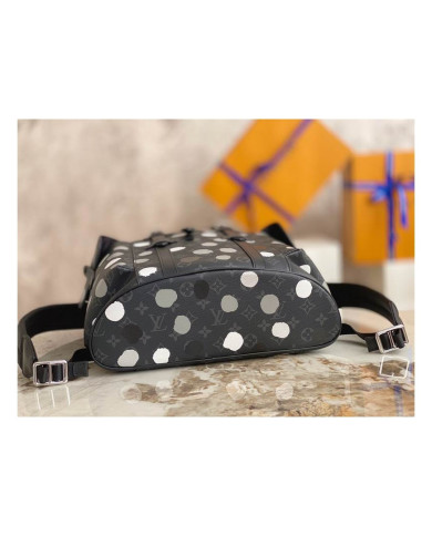 LV  Christopher Shoulder bag