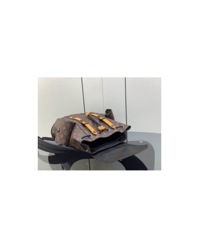 LV  Christopher Shoulder bag