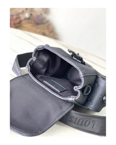 LV  Christopher Shoulder bag