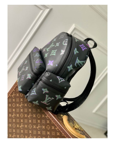 LV Comet Shoulder bag