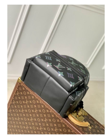LV Comet Shoulder bag