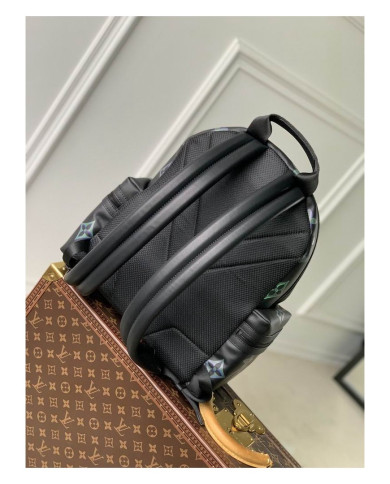 LV Comet Shoulder bag