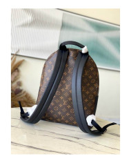 LV  Discovery Shoulder bag