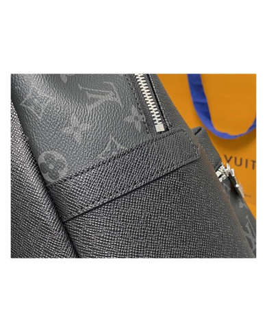 LV Discovery  Shoulder bag