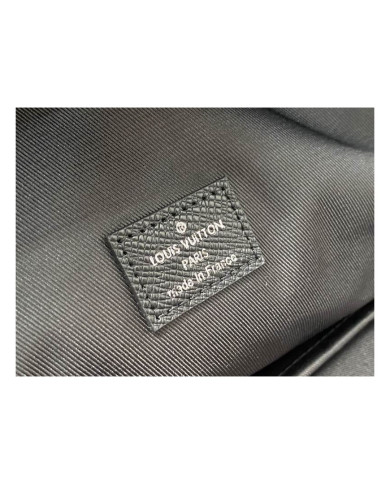 LV Discovery  Shoulder bag