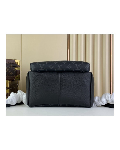 LV Discovery  Shoulder bag