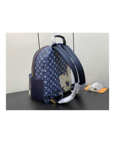 LV  Discovery Shoulder bag
