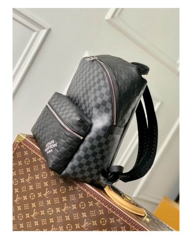 LV  Discovery Shoulder bag