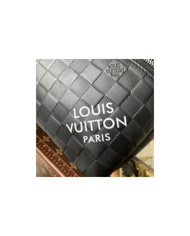 LV  Discovery Shoulder bag