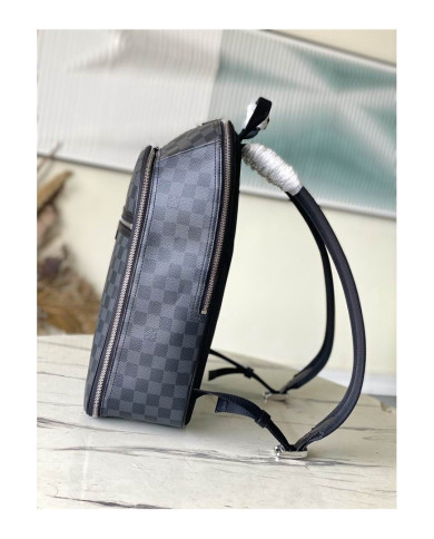 LV  Michael Shoulder bag