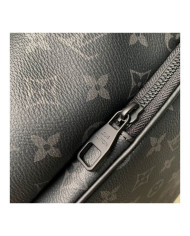 LV  Montsouris Shoulder bag