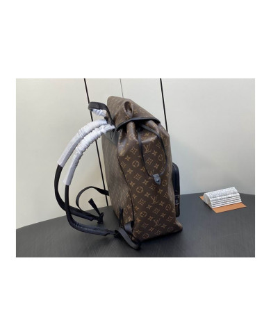 LV  Montsouris Shoulder bag