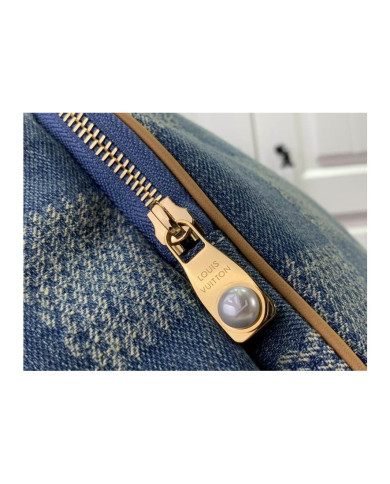 LV  YG  Shoulder bag