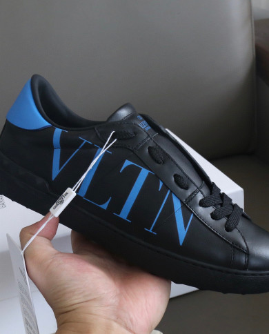 Valentino Couple style small white shoes