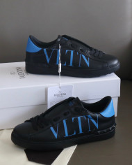 Valentino Couple style small white shoes