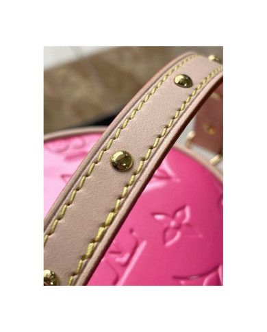 LV  Astor Bucket bag