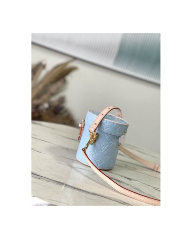 LV  Astor Bucket bag