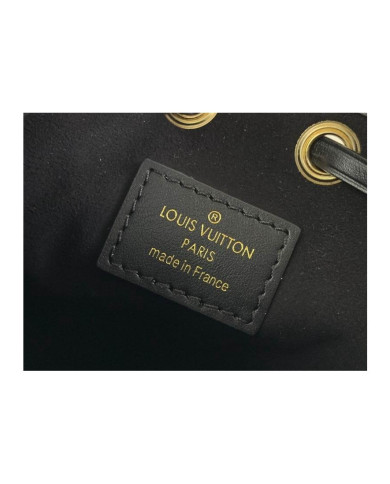 LV  Canoe Bucket bag