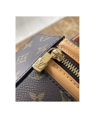 LV  Nano Bucket bag