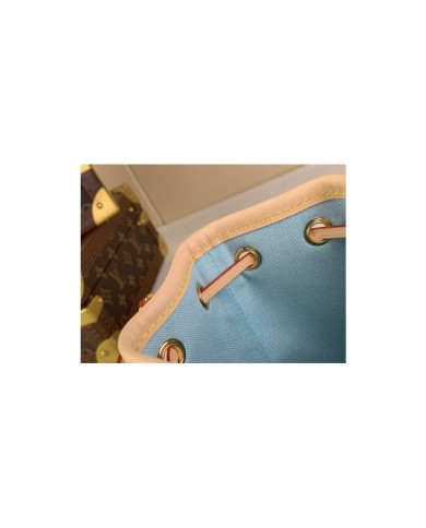 LV  NanoNoe Bucket bag
