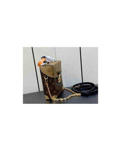 LV  Camera box