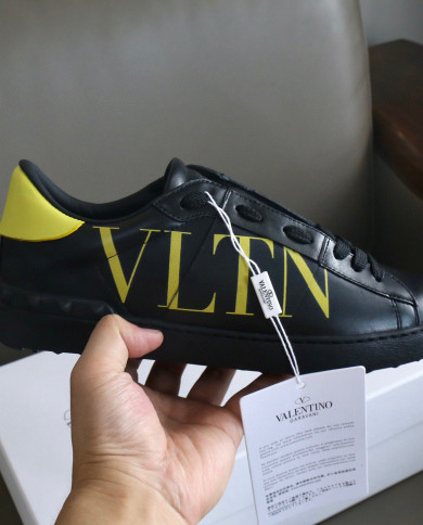 Valentino Couple style small white shoes