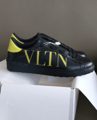 Valentino Couple style small white shoes