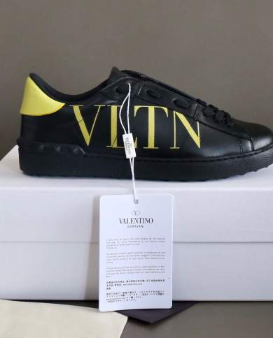 Valentino Couple style small white shoes