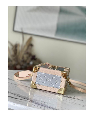 LV  Camera box
