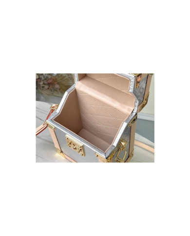 LV  Camera box