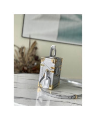 LV  Camera box