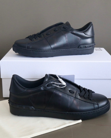 Valentino Couple style small white shoes