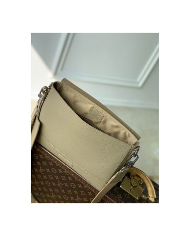 LV  Aerogram Postman's Bag