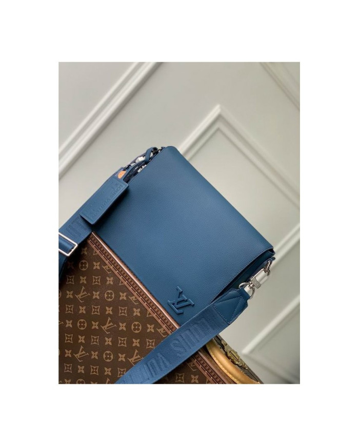 LV  Aerogram Postman's Bag