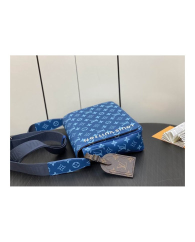 LV  District Postman's Bag
